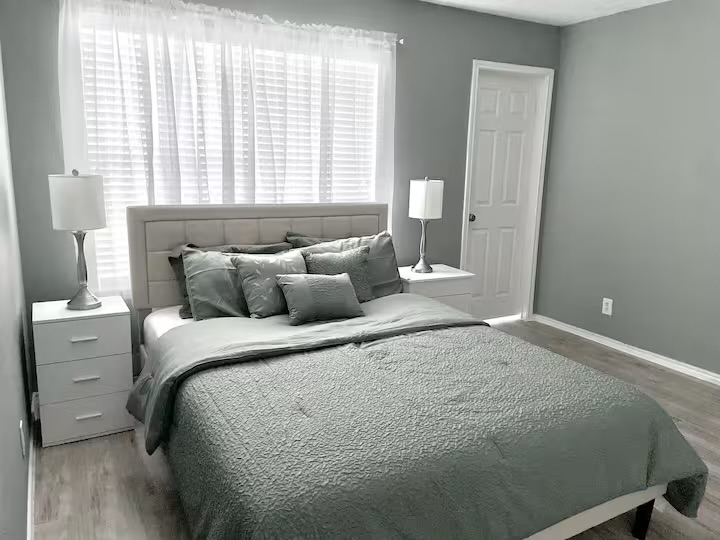 Quiet 4BR Haven All Inclusive with Dedicated Office 7min to Baptist - Photo 6