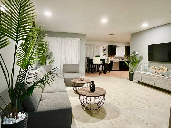 Quiet 4BR Haven All Inclusive with Dedicated Office 7min to Baptist