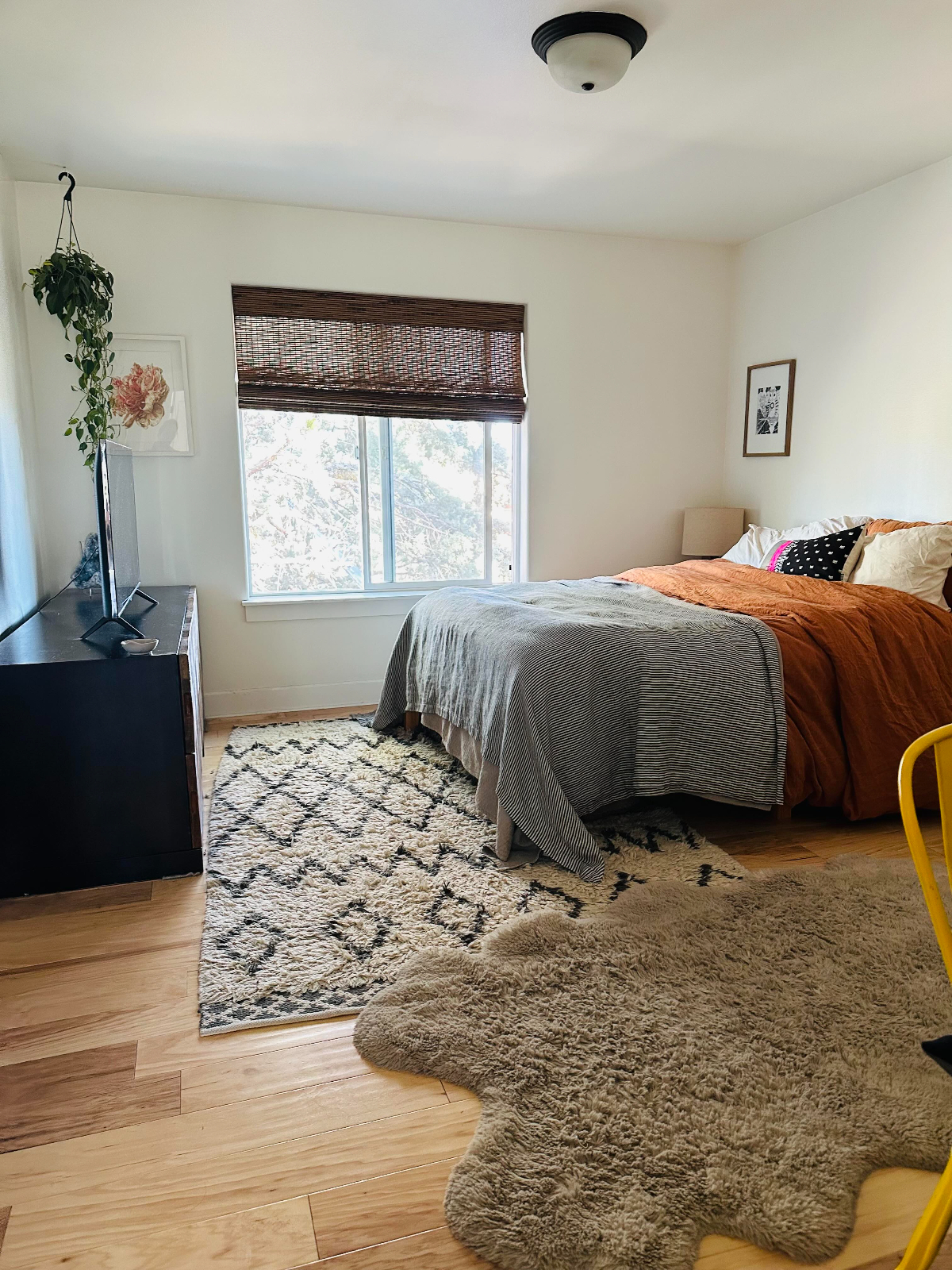 4-bdrm, 2.5 bath, pet-friendly, Easy Access to downtown, centrally located, close to Mt Bachelor - Photo 6