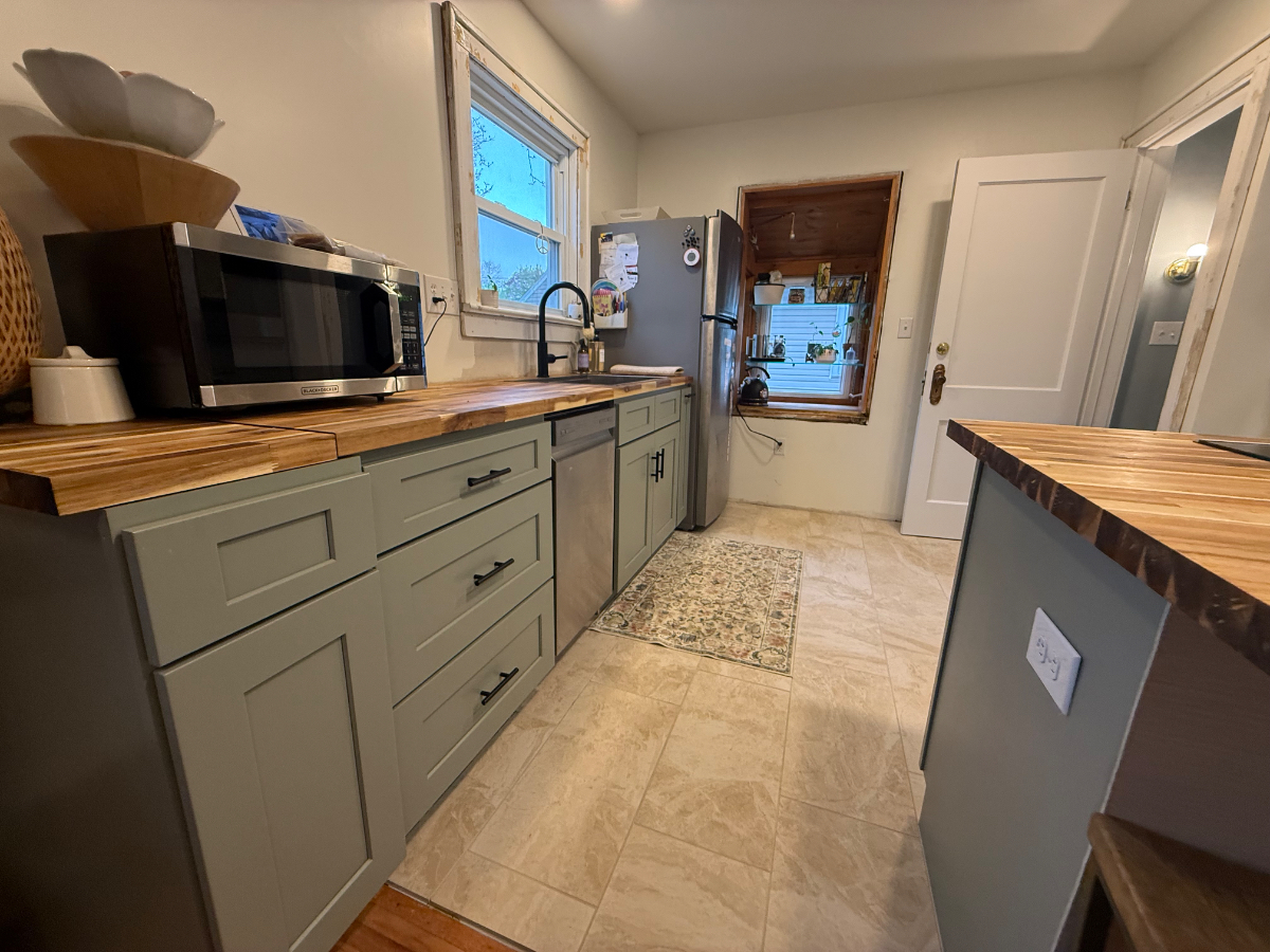Charming Cottage in NWV - Photo 4