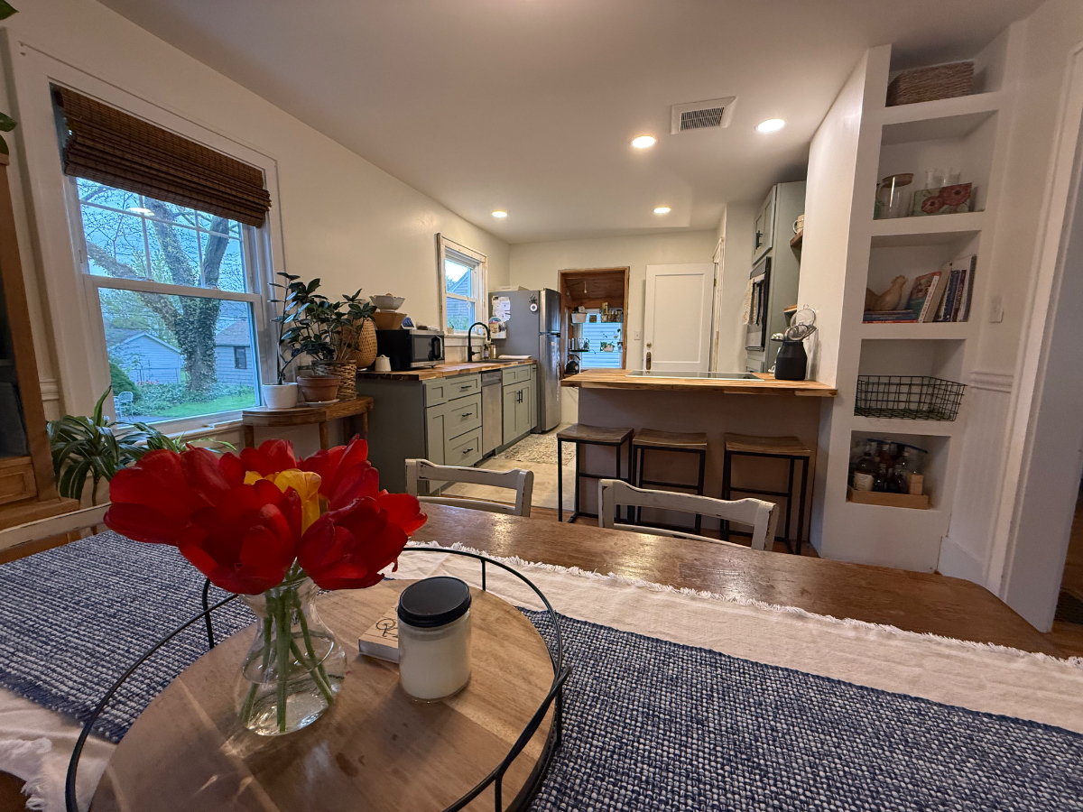 Charming Cottage in NWV - Photo 10