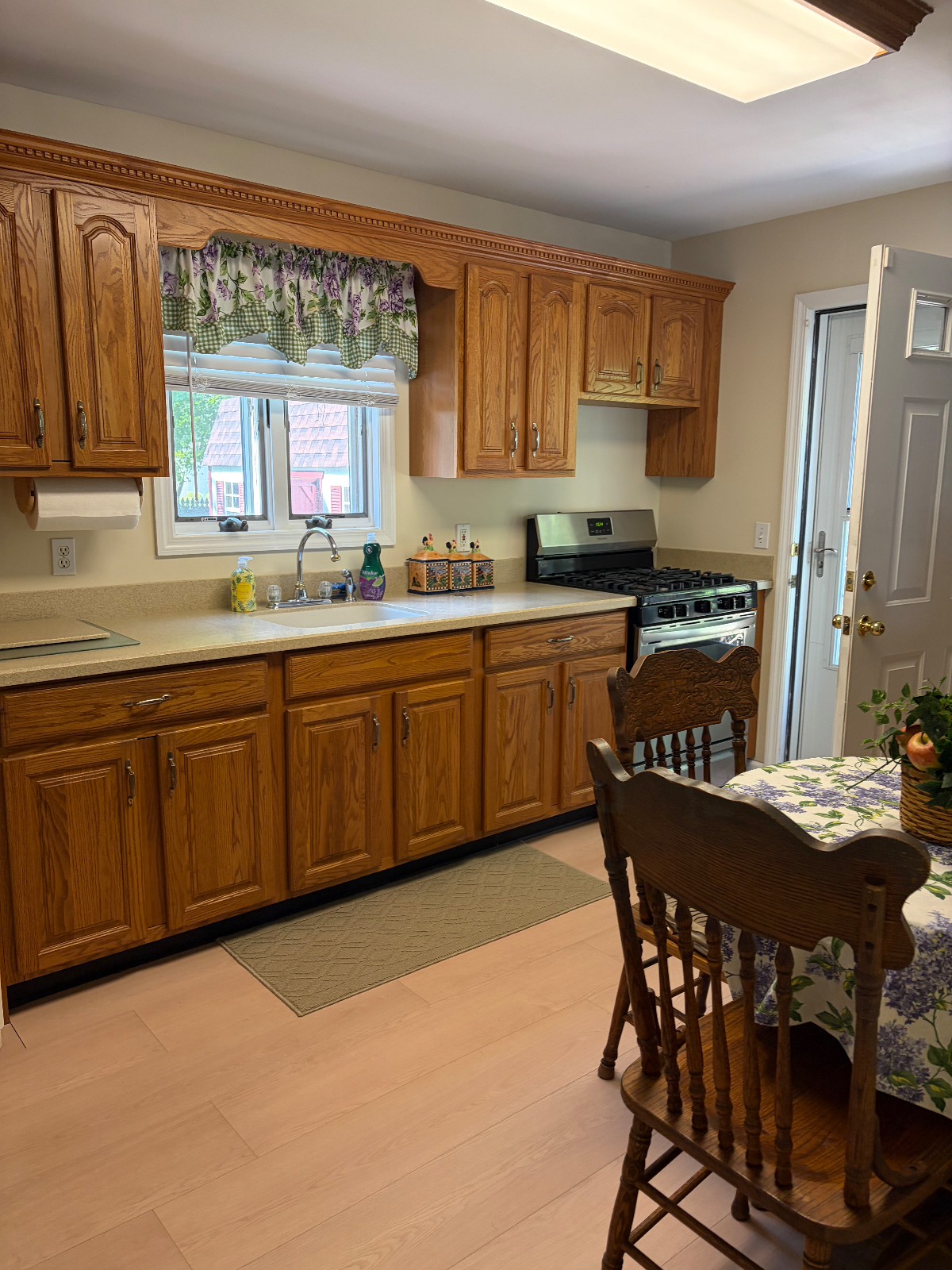 Cozy Apartment near hospitals - Photo 1