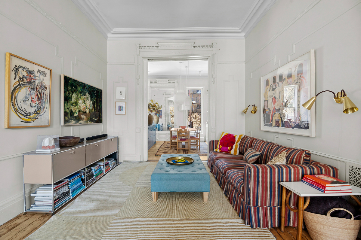 Stunning Designer BedStuy Brownstone w/Gym and Patio - Photo 2
