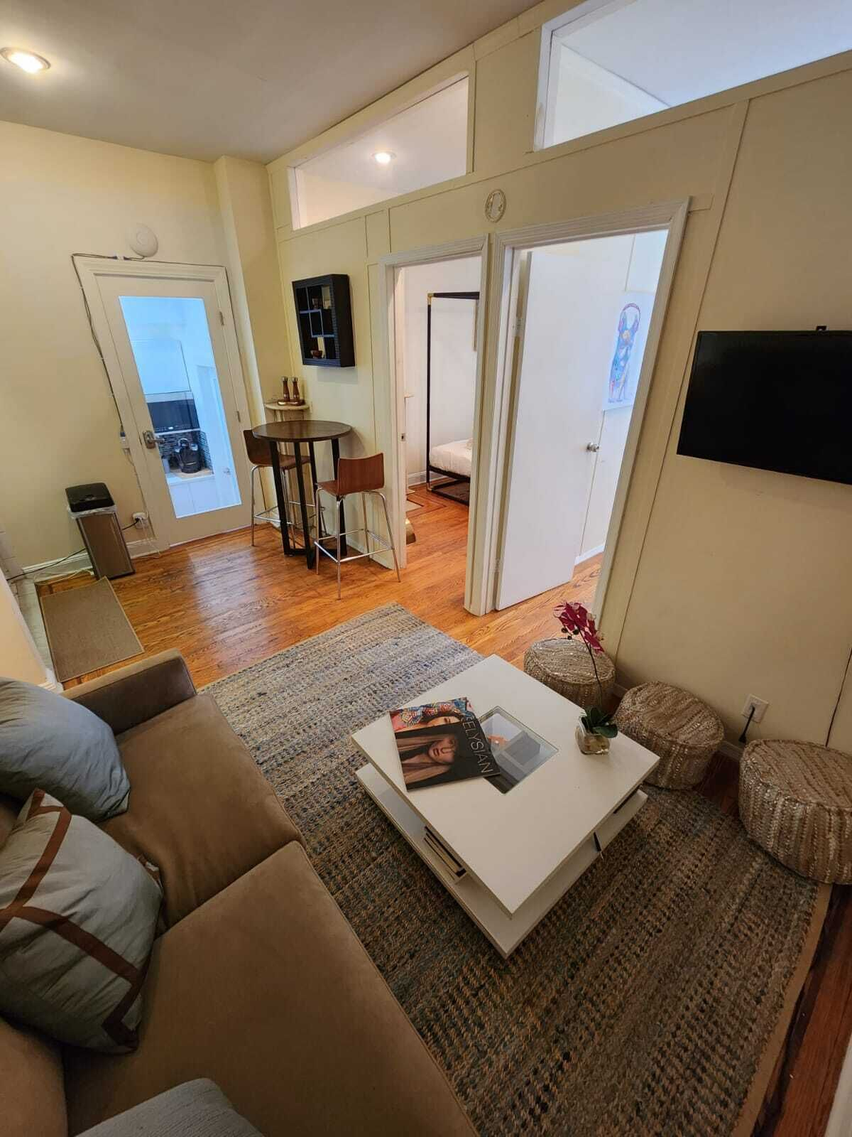 Cozy 2 Bedroom Apartment  in the Heart of Midtown NYC - Photo 8