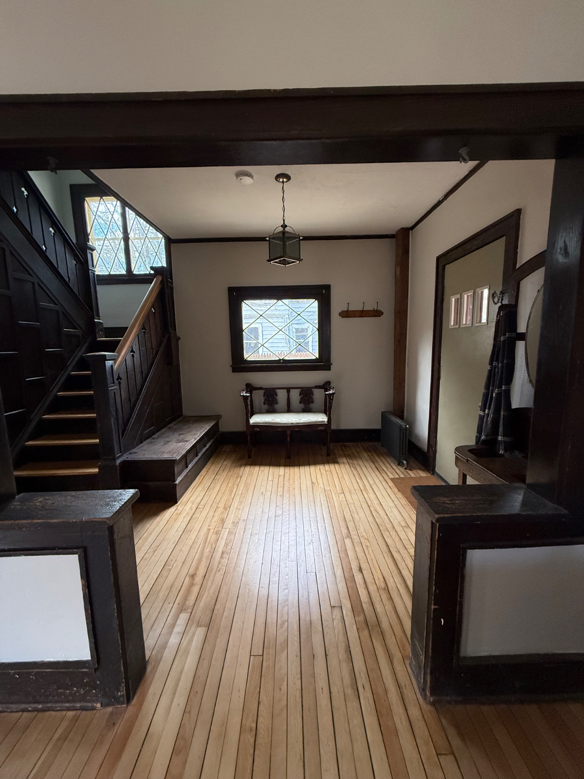 Newly Refurbished 'Cure Cottage', 10 minute walk from Main Street - Photo 2