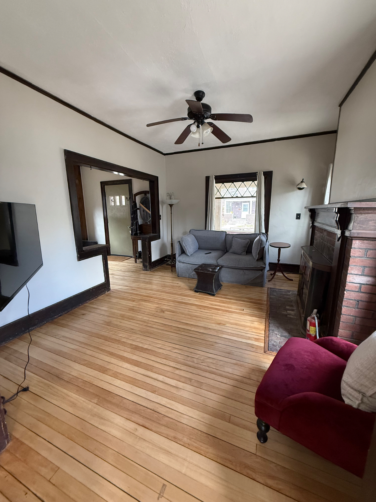 Newly Refurbished 'Cure Cottage', 10 minute walk from Main Street - Photo 3