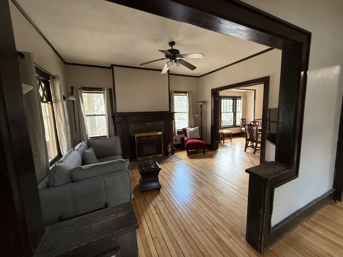 Newly Refurbished 'Cure Cottage', 10 minute walk from Main Street - Photo 1