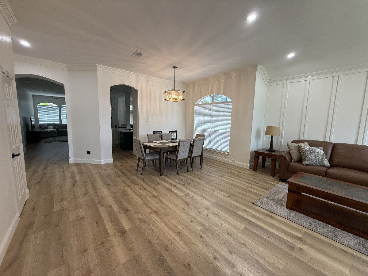 Spacious Fully Furnished 4BR 2.5 BA Home With Office And Fenced Yard - Photo 3