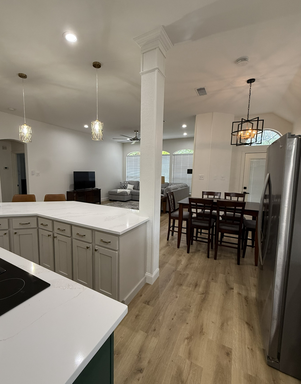 Spacious Fully Furnished 4BR 2.5 BA Home With Office And Fenced Yard - Photo 7