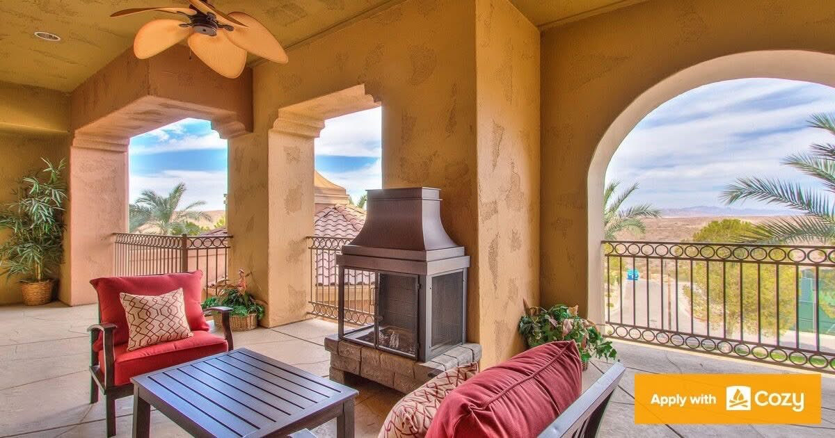 Lake side and Mountain Views Luxury Condo - Photo 2