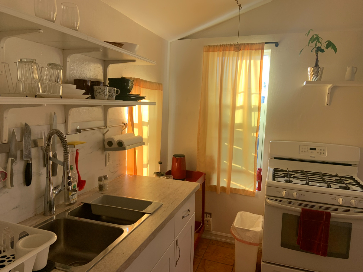 Private Furnished Studio w/ Back Patio - 1 Mile to Sutter/Kaiser - 1Gb WiFi - Photo 3