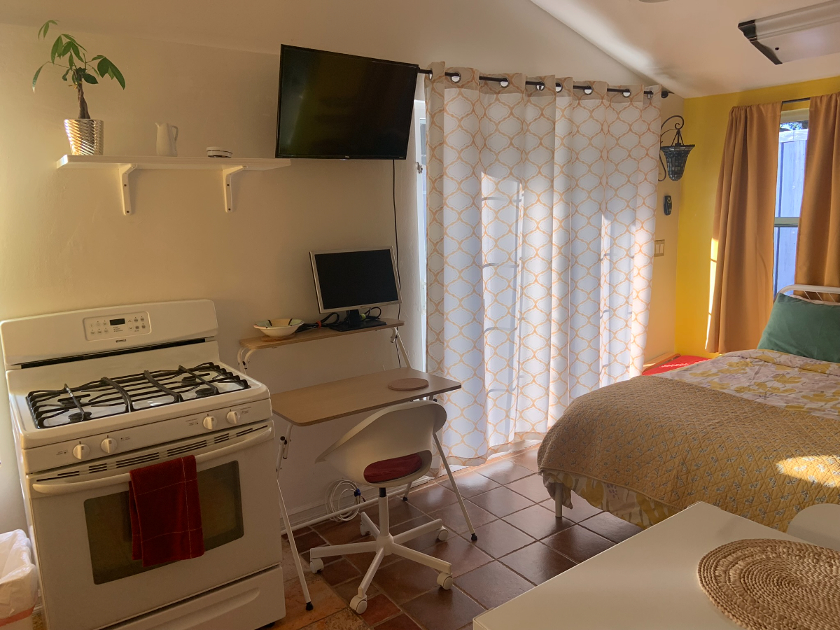 Private Furnished Studio w/ Back Patio - 1 Mile to Sutter/Kaiser - 1Gb WiFi - Photo 5