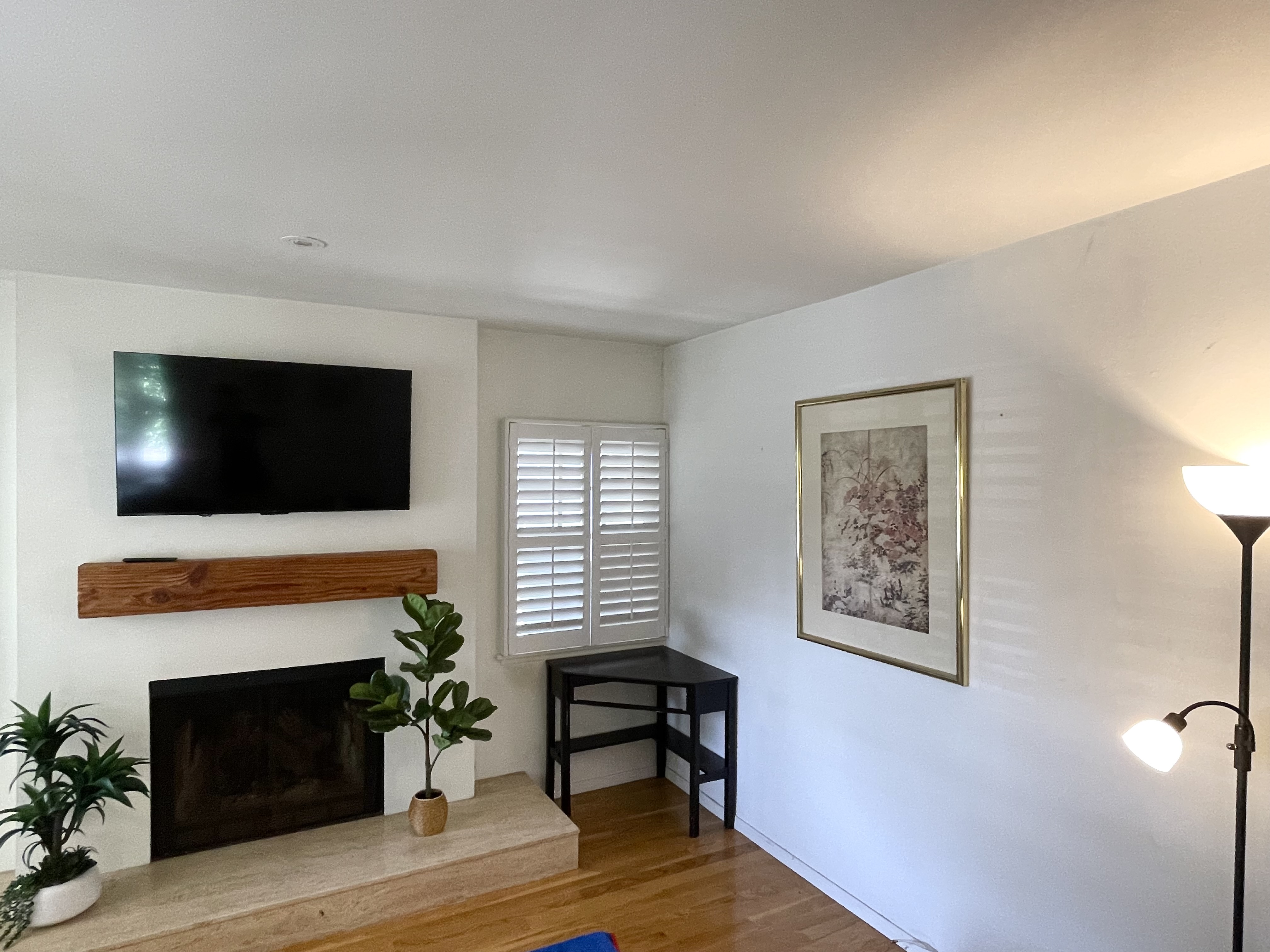 Unique well-maintained traditional home in one of West LAs most desirable neighborhoods. - Photo 6