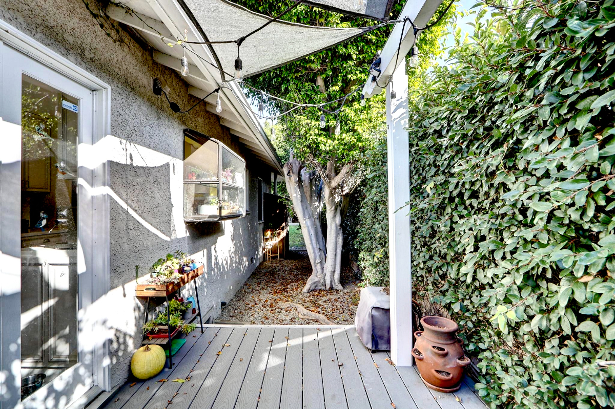 Unique well-maintained traditional home in one of West LAs most desirable neighborhoods. - Photo 2