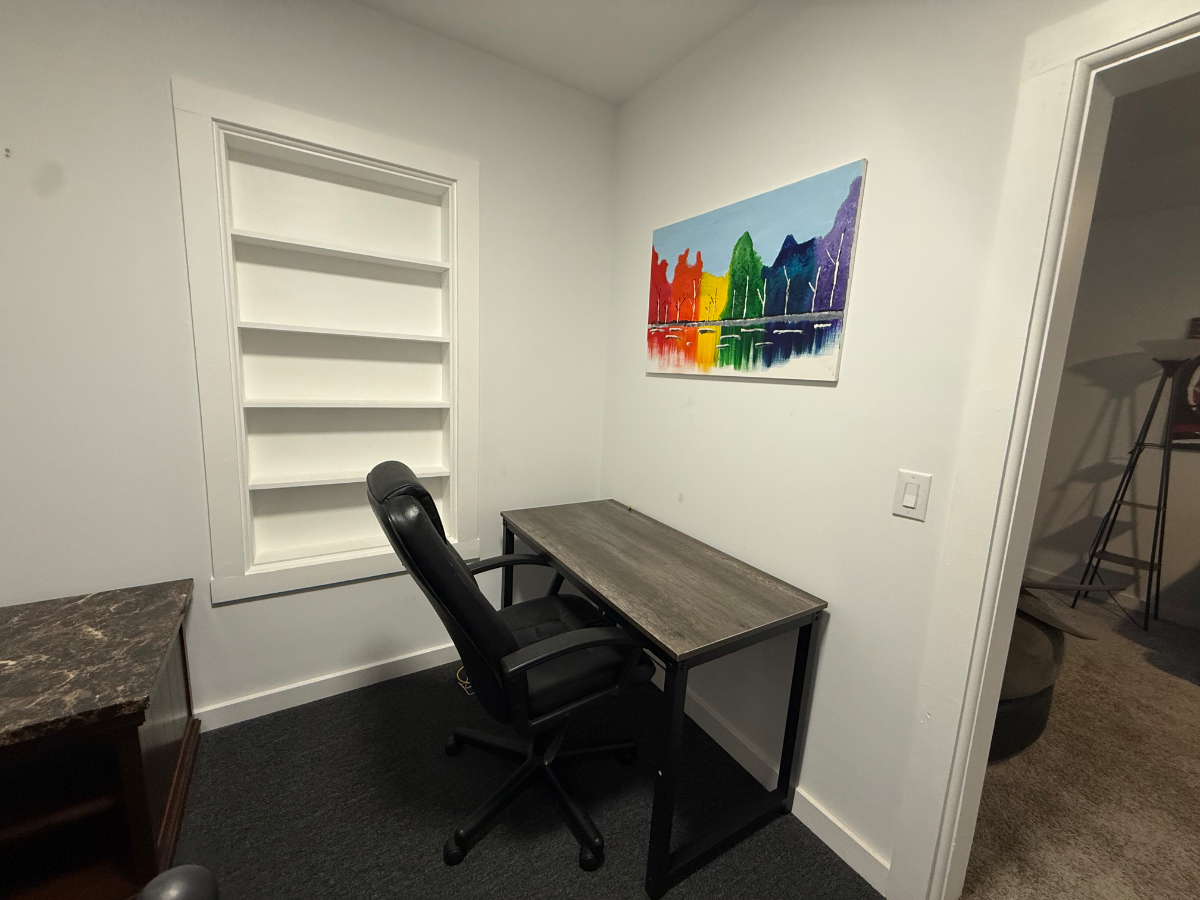 Prime 2BR/1BA Next to the Park Walk, minutes from Strong Memorial Hospital and a quick drive to RIT. - Photo 11