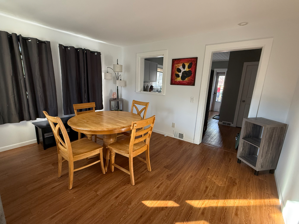 Prime 2BR/1BA Next to the Park Walk, minutes from Strong Memorial Hospital and a quick drive to RIT. - Photo 7