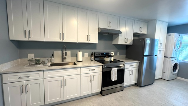 Brand New 1 BR 1 mile to beach. Rose Park, Long Beach - Photo 3