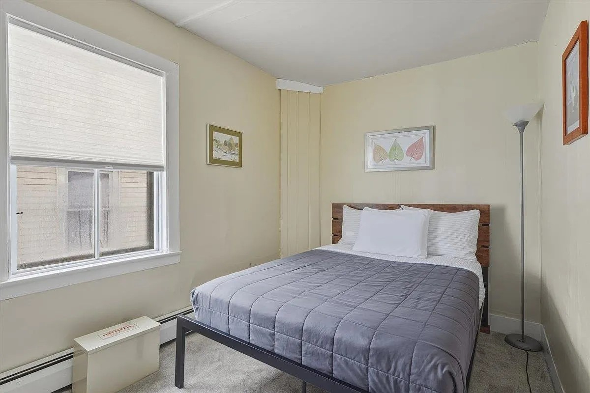 Downtown Johnson Apartment - Close to Copley, Vermont State University - Photo 12