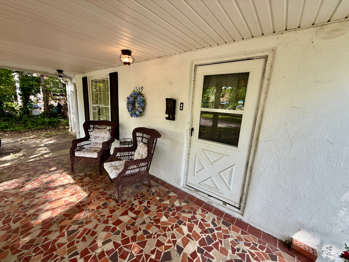 1559 Holderby Road Huntington WV - Photo 4