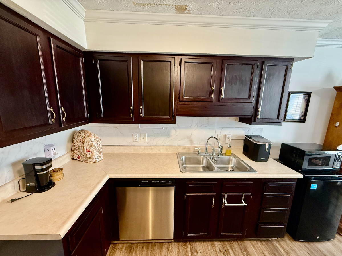 56 Woodwinds Drive Huntington WV 25705 - Photo 3
