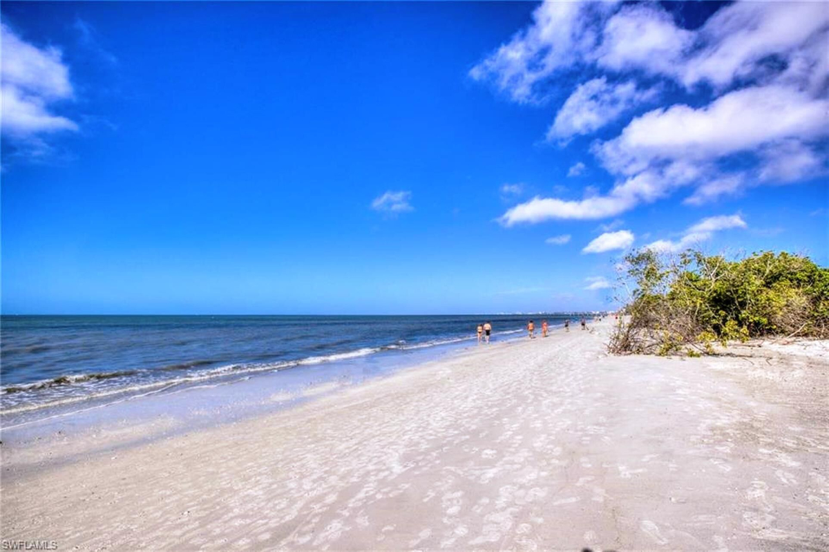 Direct Beachfront Living Fort Myers Beach, FL - Photo 12
