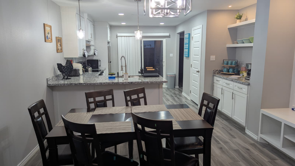 Home away from home - Photo 2