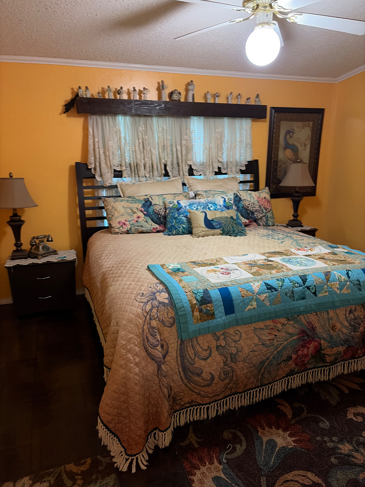 2 bedroom lodge with courtyard  and hot tub - Photo 6
