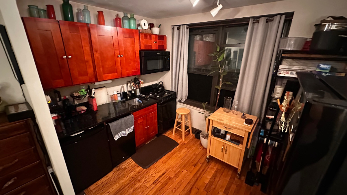 Furnished Studio Inquire Fall-Winter Deal!! - Photo 10