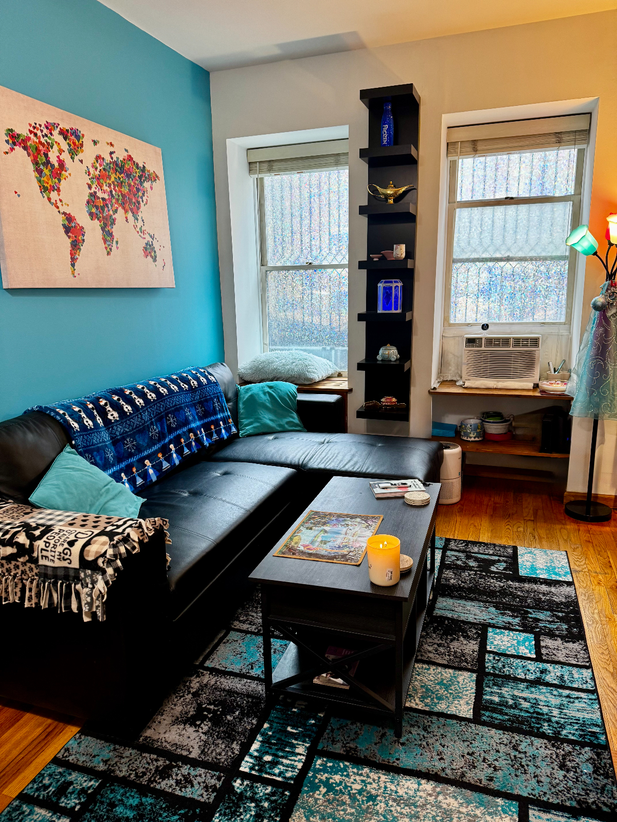 Spacious Private Suite in Beautiful UWS Brownstone (West 70s) - Photo 1