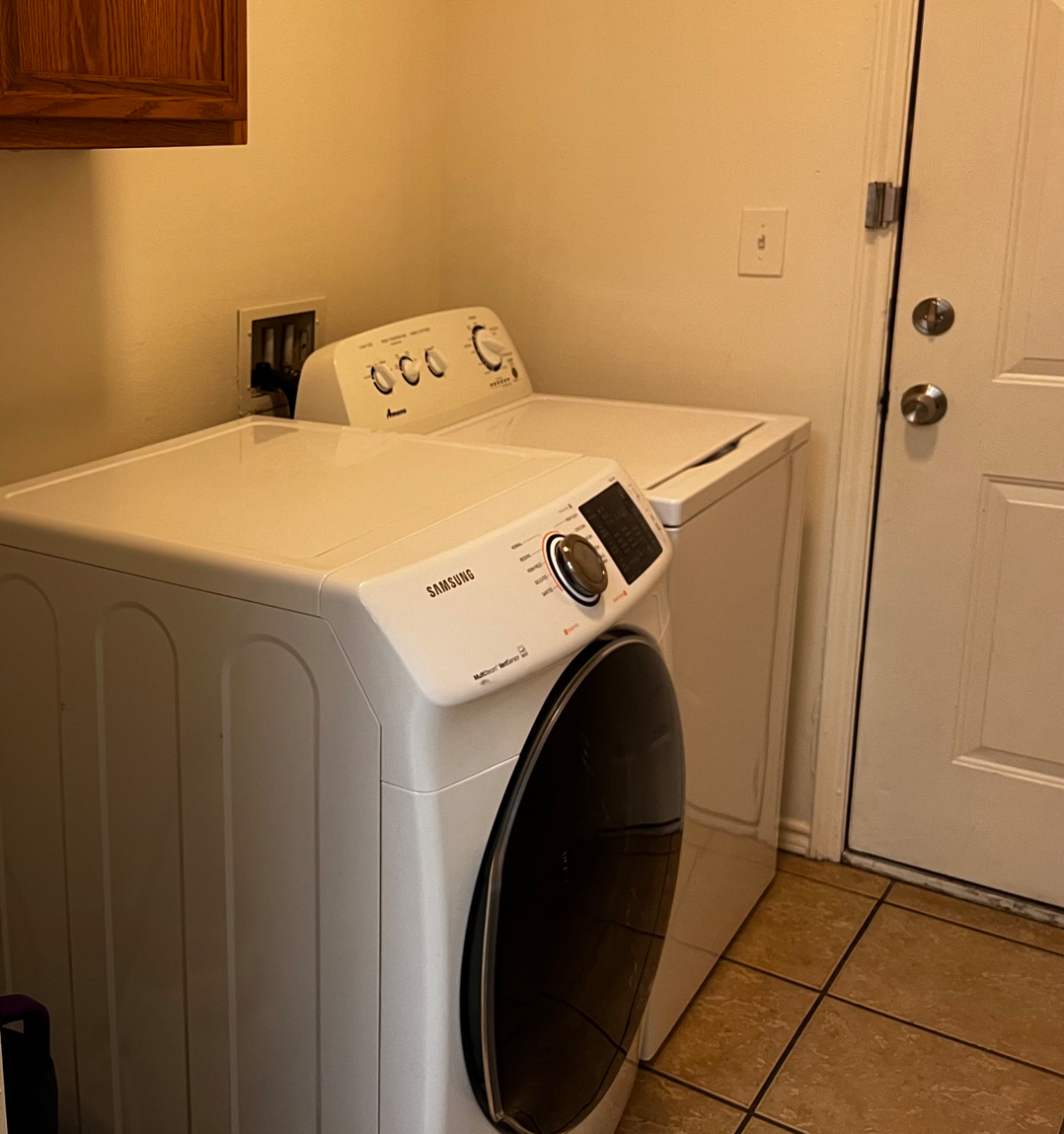 Spacious Furnished 3BR/3BA | Ideal for Traveling Professionals - Photo 9