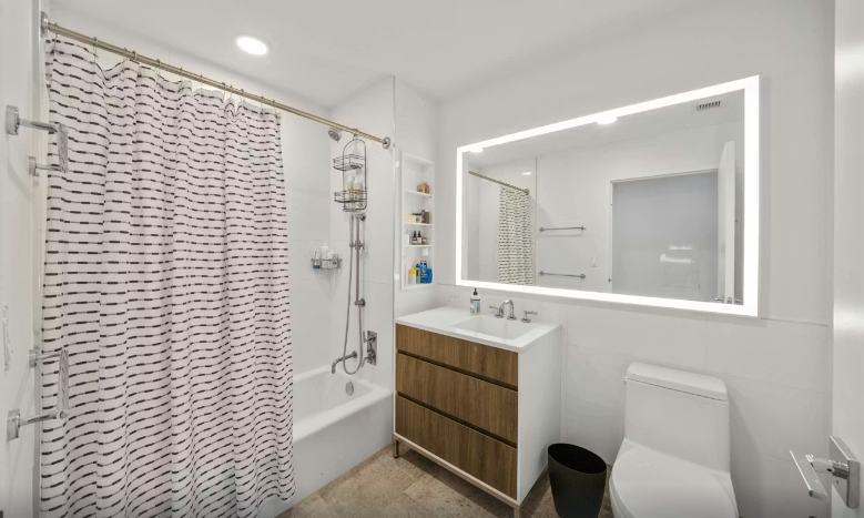 Luxury 1BR in Downtown Brooklyn - Skyline Views, Fully Furnished - Photo 3