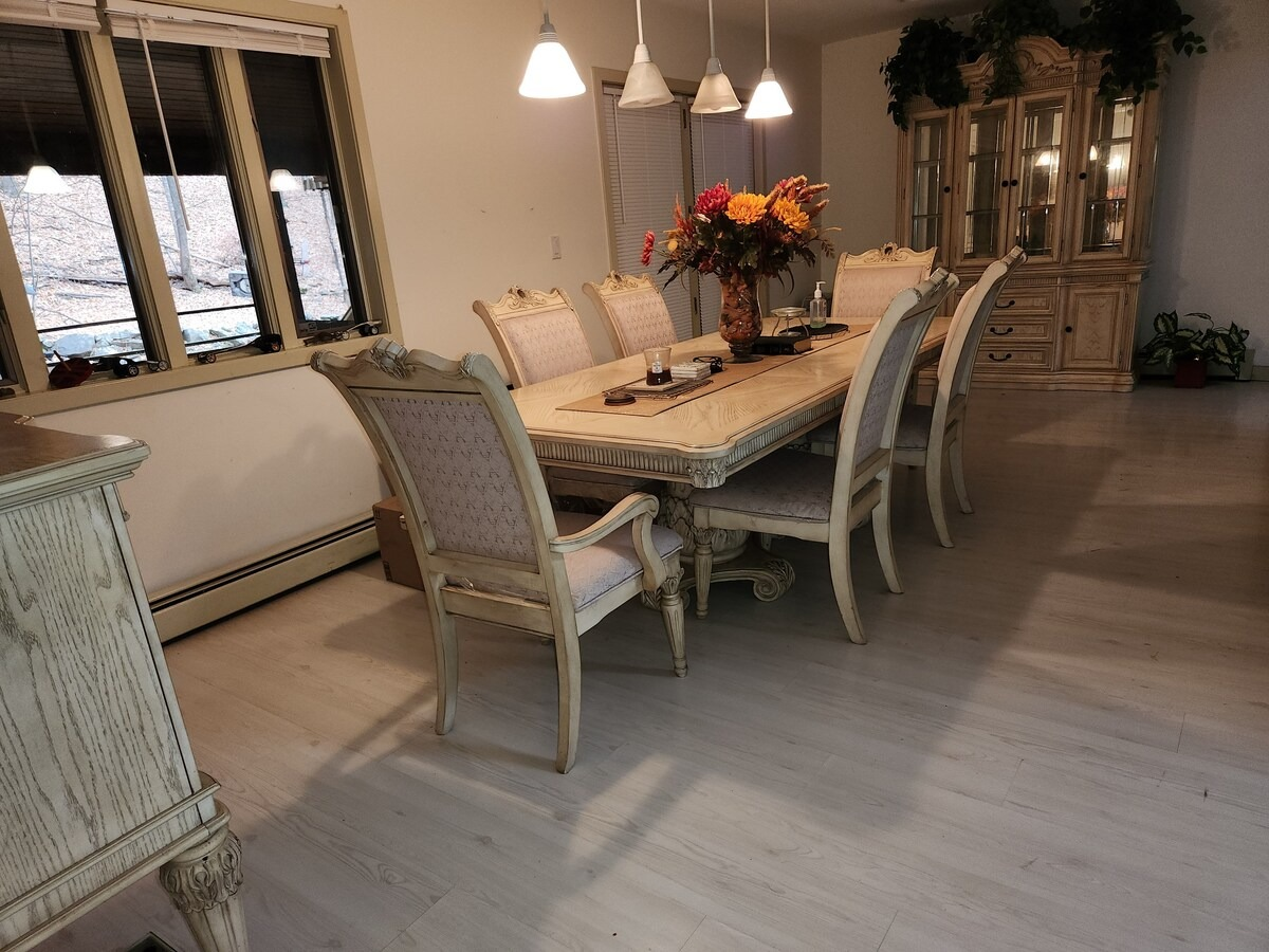 Eagles Nest Mansion on Furnished Finder - Scenic 3 Bedroom Furnished Home On 4 Acres With Fireplace, - Photo 9