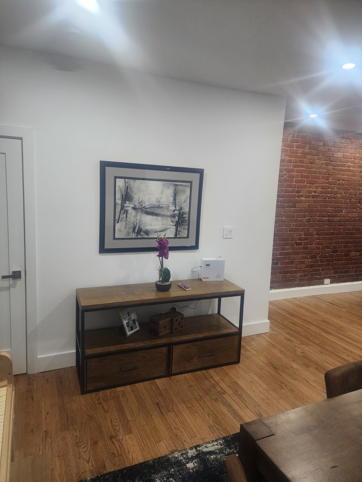 Furnished Home in Washington - Photo 1
