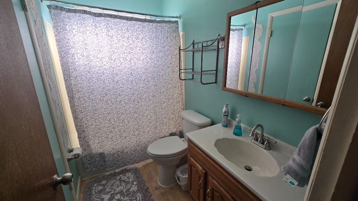 Quaint 3 bedroom rental - Photo 5