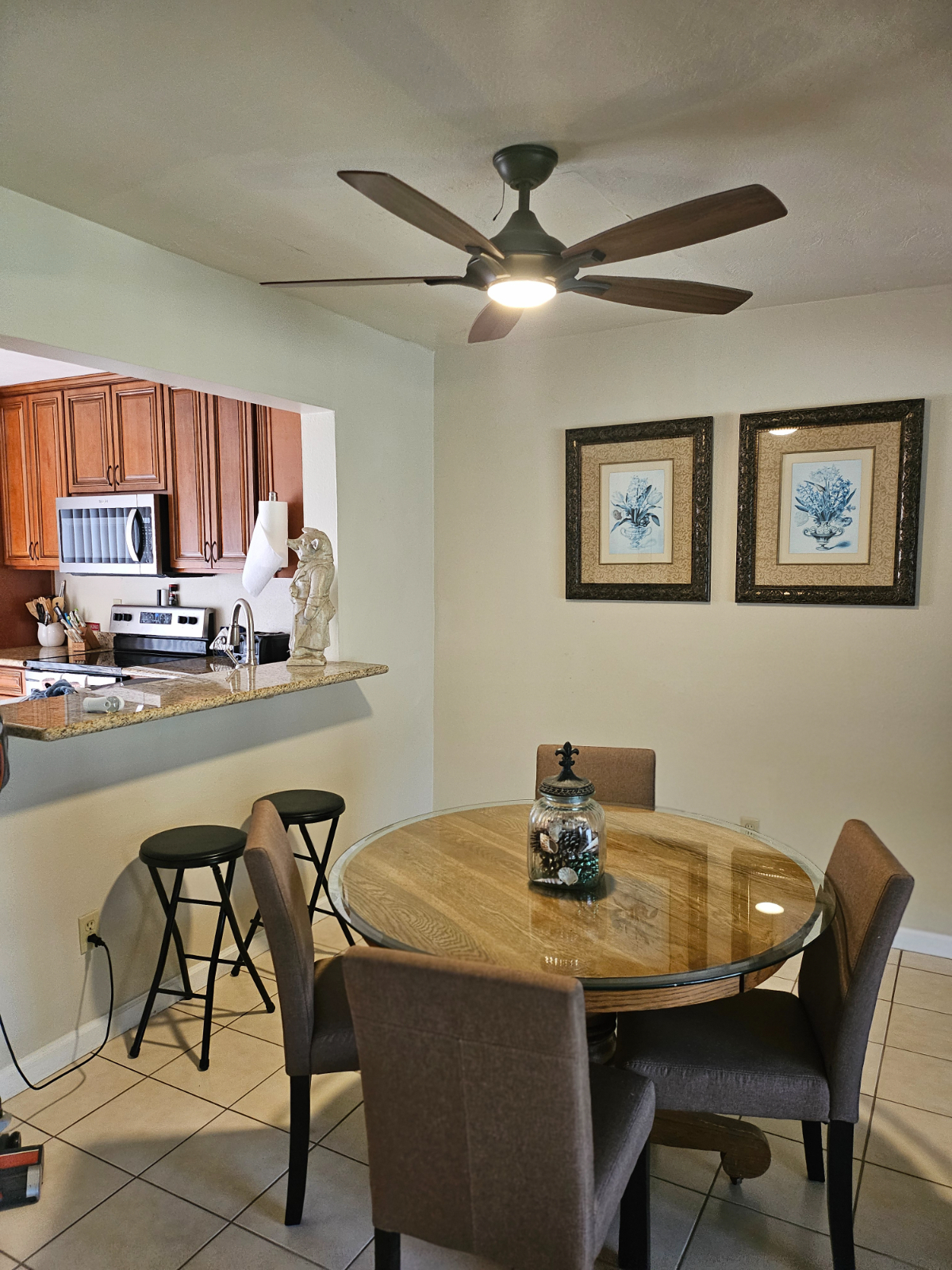 Gated Townhouse on Lake - Photo 5