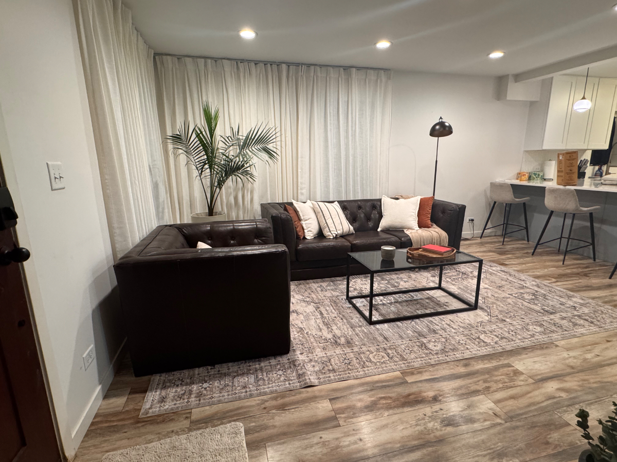 Designer 3BR Retreat I Fully Furnished, Modern & Move-In Ready - Photo 3