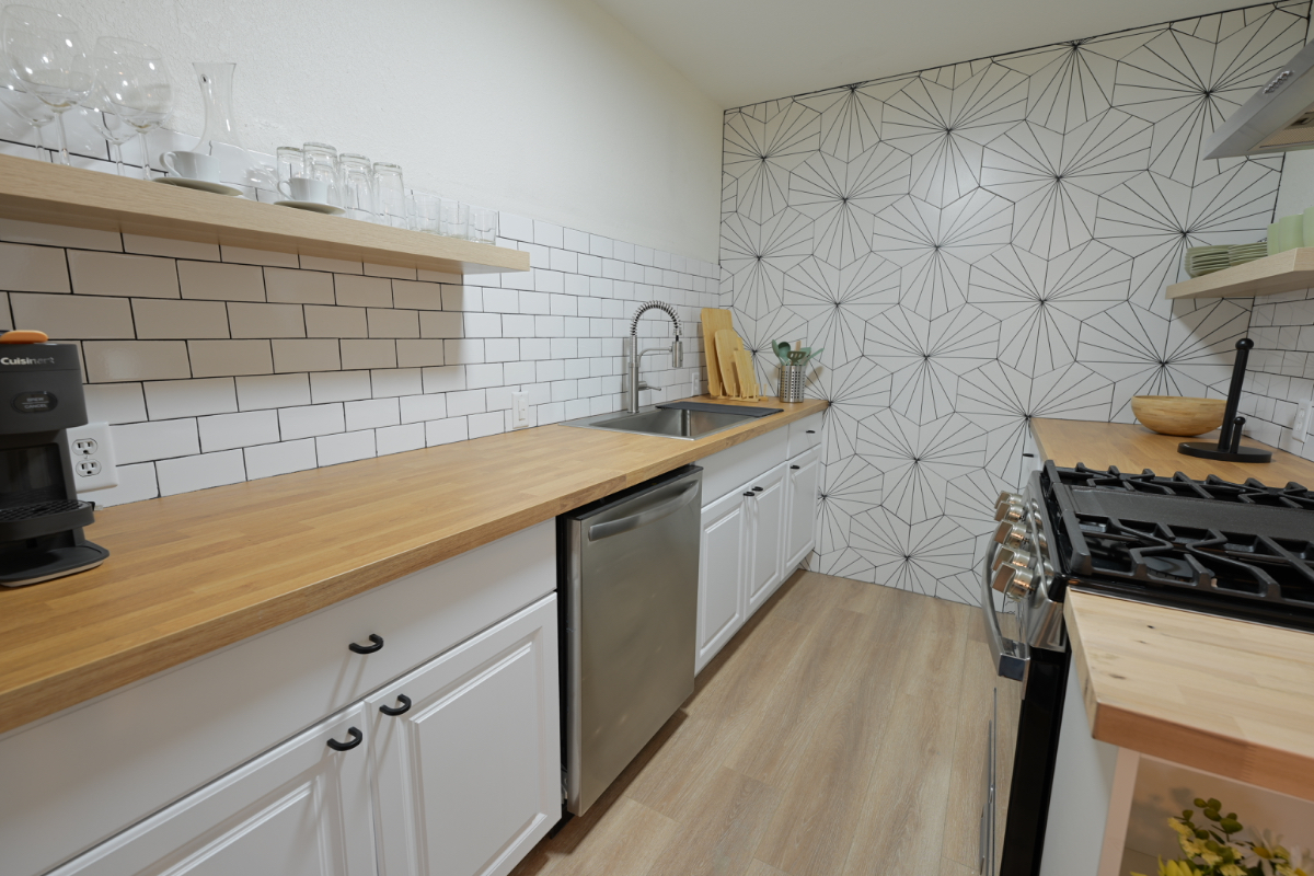 Stylish Bouldin Creek Bungalow ,WFH and Adventure - Photo 4
