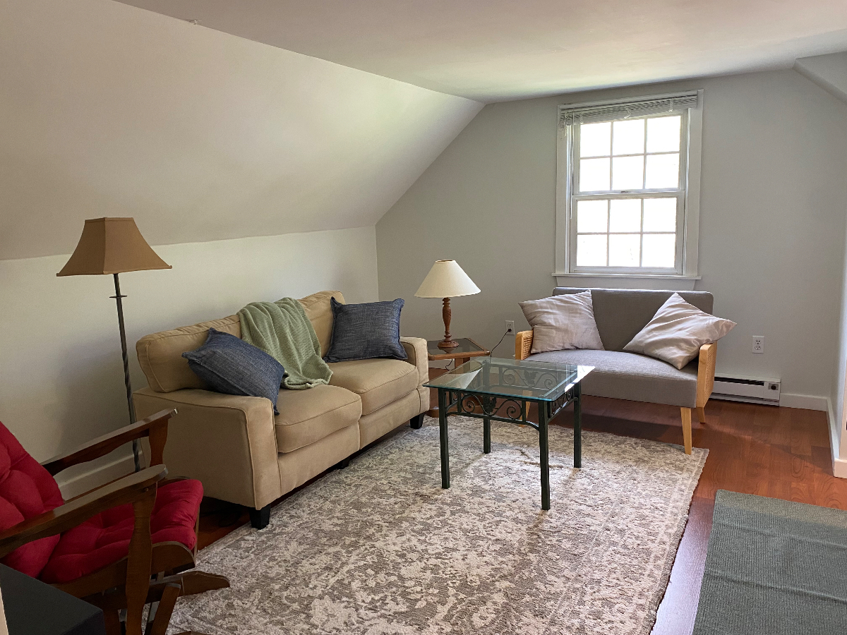 Quiet, Private One Bedroom 3 mi to Dartmouth College, 6 to DHMC - Photo 1