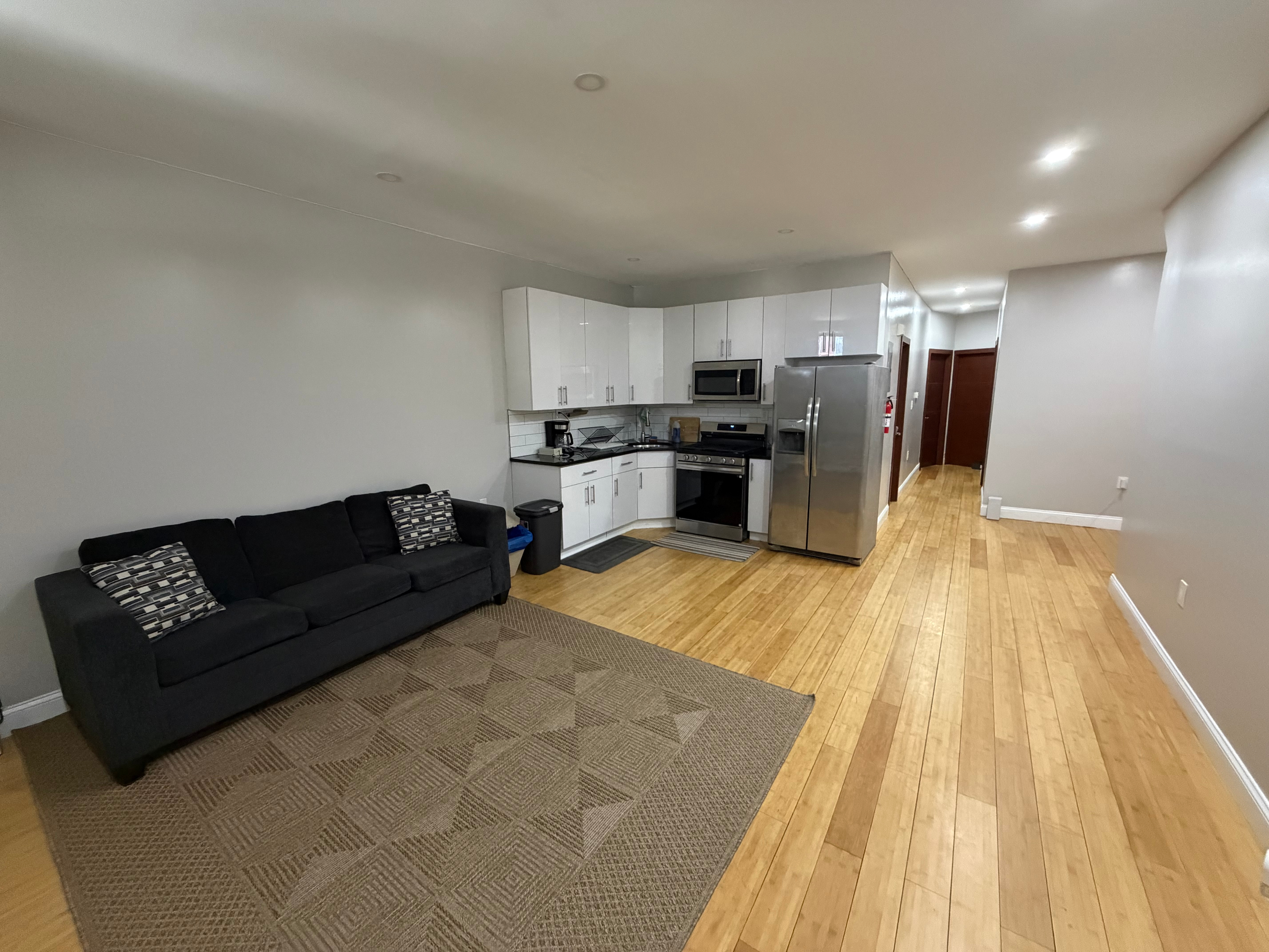 Private Rooms Available for Medical Professionals/Travel Nurses (Brooklyn NY) - Photo 1