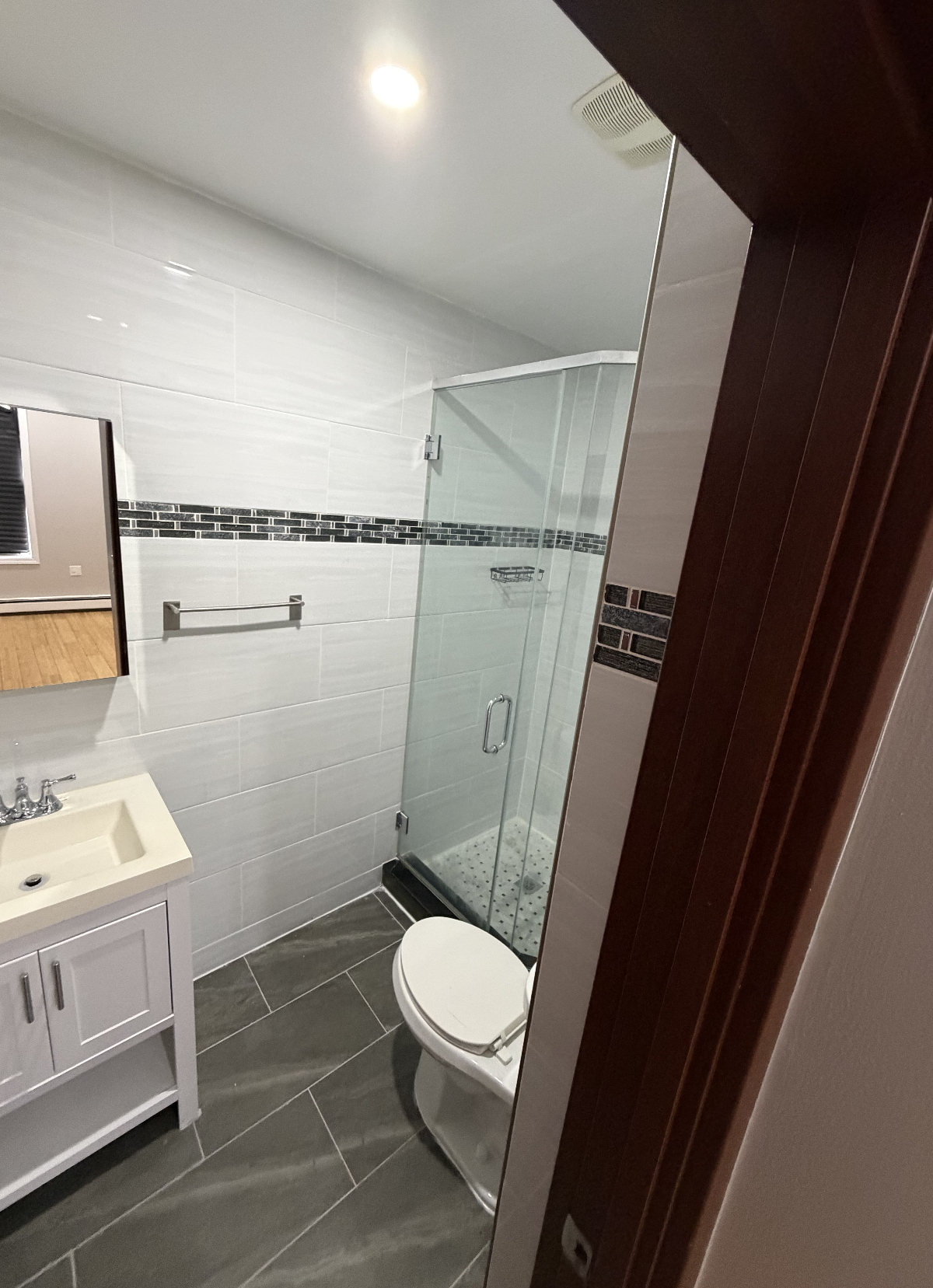 Private Rooms Available for Medical Professionals/Travel Nurses (Brooklyn NY) - Photo 6