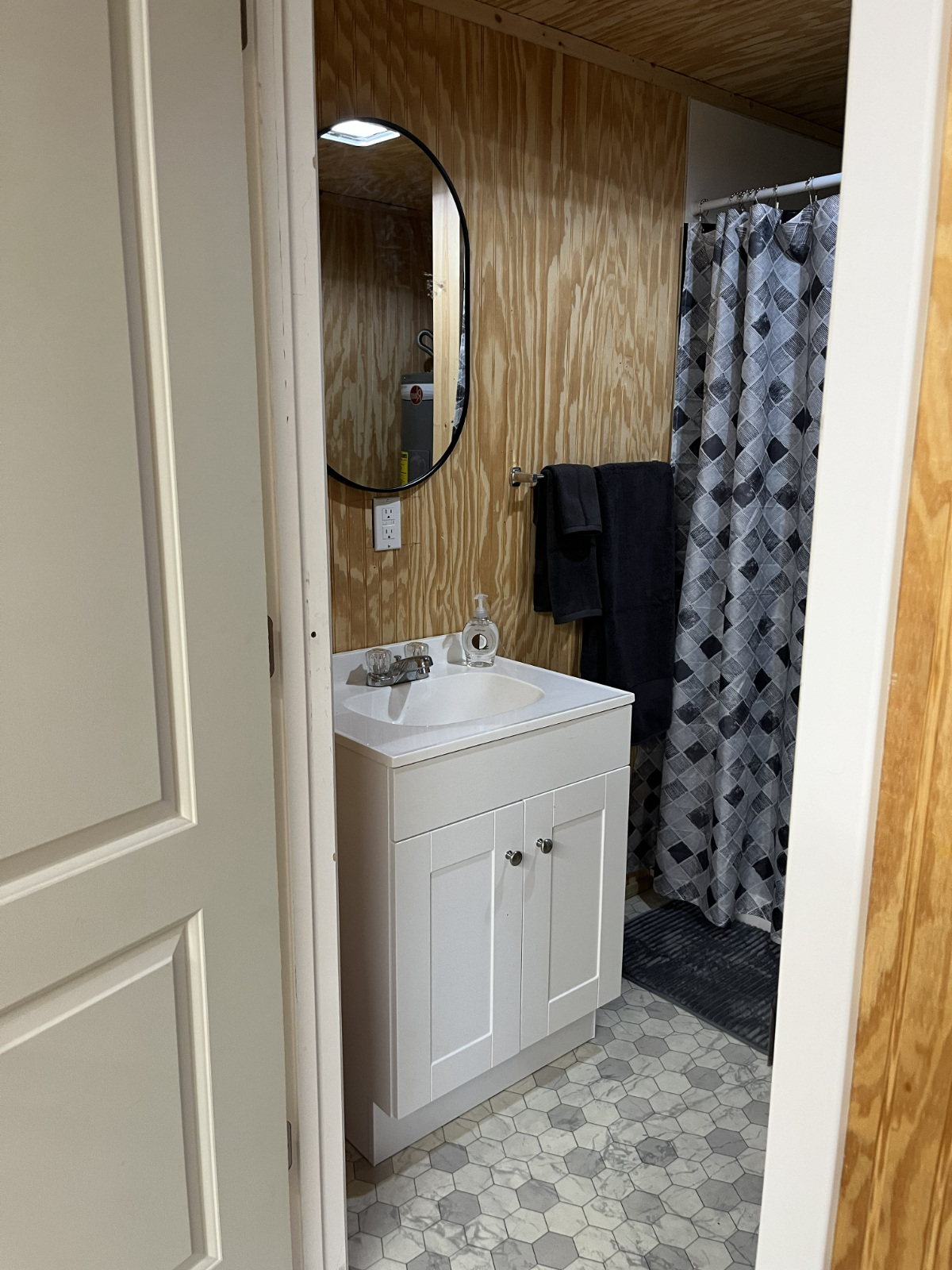 Secluded guest cottage/studio - Photo 4