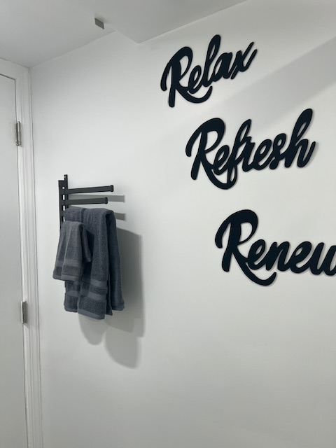 Modern 1BR, recently renovated, near Mall  and Nature - Photo 8