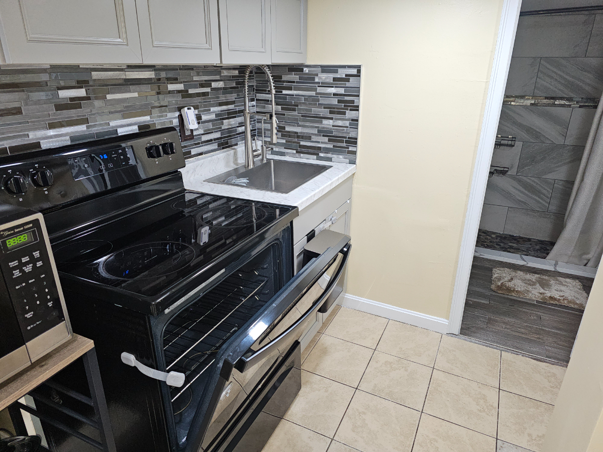 1br cozy basement apartment with free wifi - Photo 5