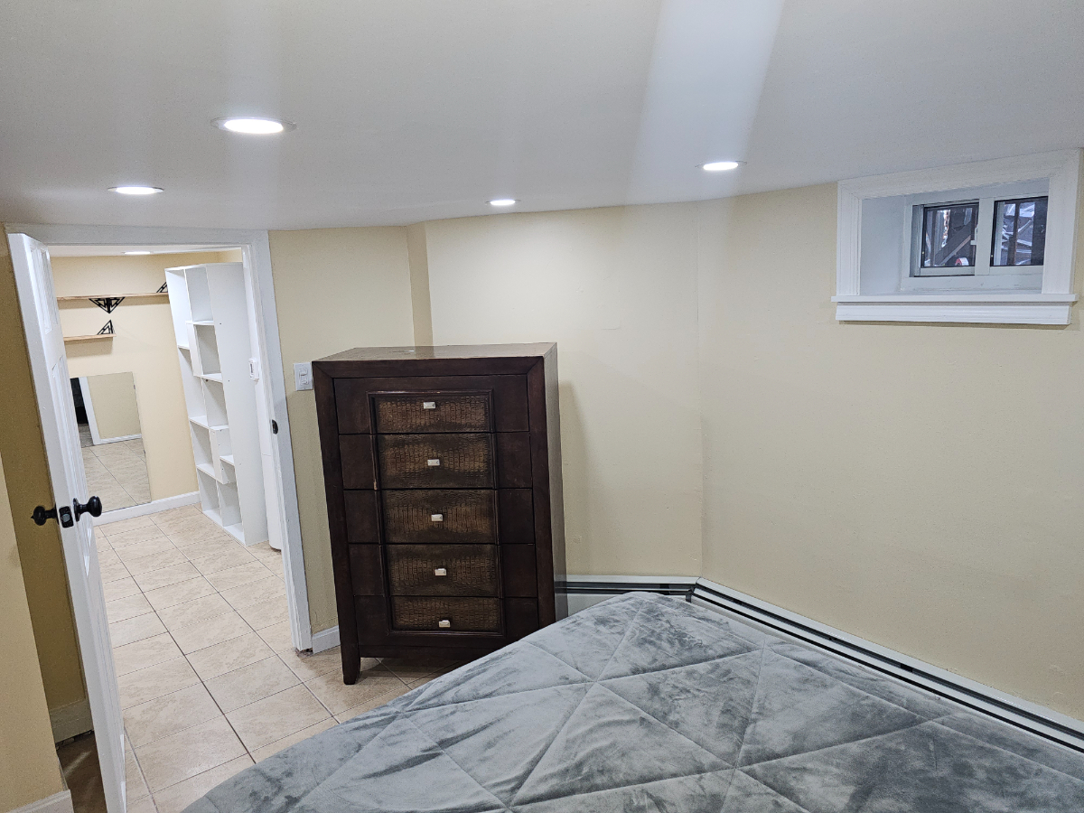 1br cozy basement apartment with free wifi - Photo 3