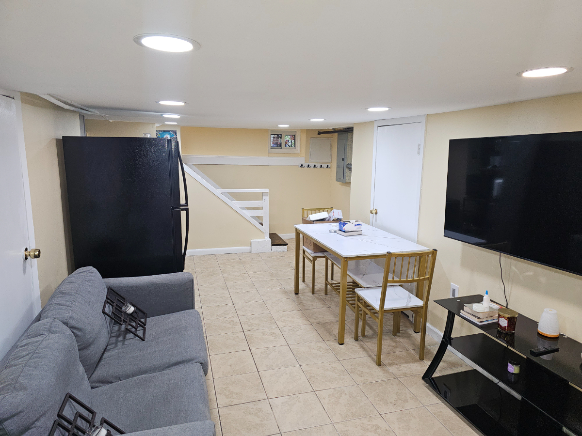 1br cozy basement apartment with free wifi - Photo 11