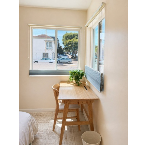 Bright Private Room & Bath in Sunset Easy N-Line Access - Photo 2