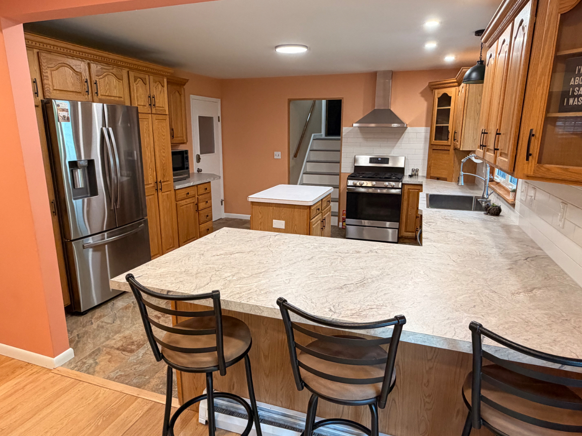 Spacious 3BR 2ba. Comfortable, Private, Convenient location - Photo 9