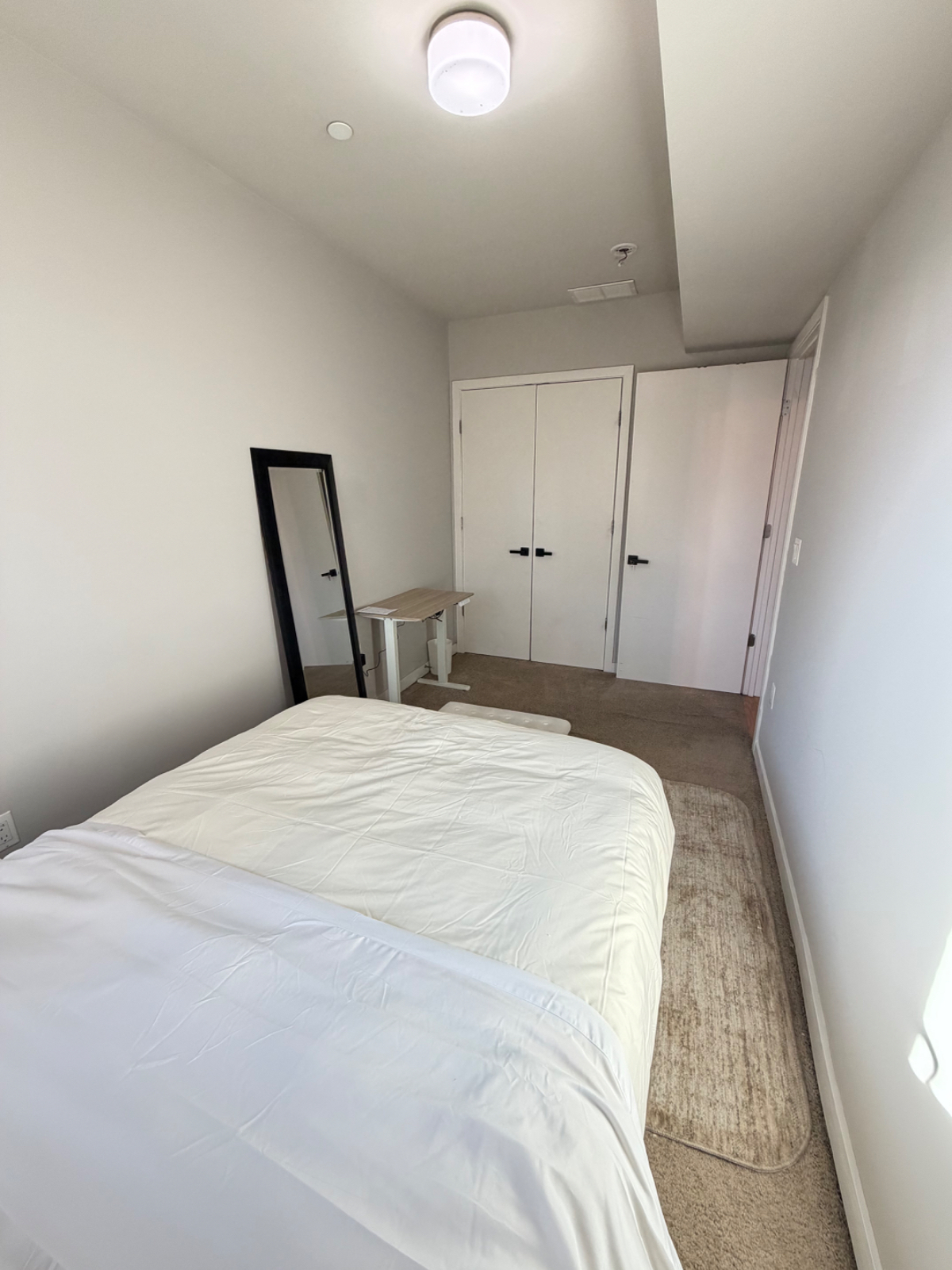 Upscale Furnished Primary Suite Private En-Suite  Capitol Hill East - Photo 10