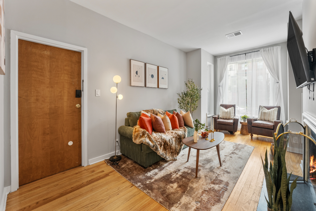1BR 1 Bath with Patio Dupont Ust - Photo 3