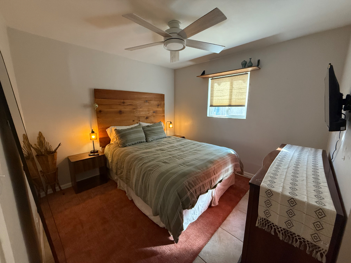 Vista - room for rent in home - Photo 2